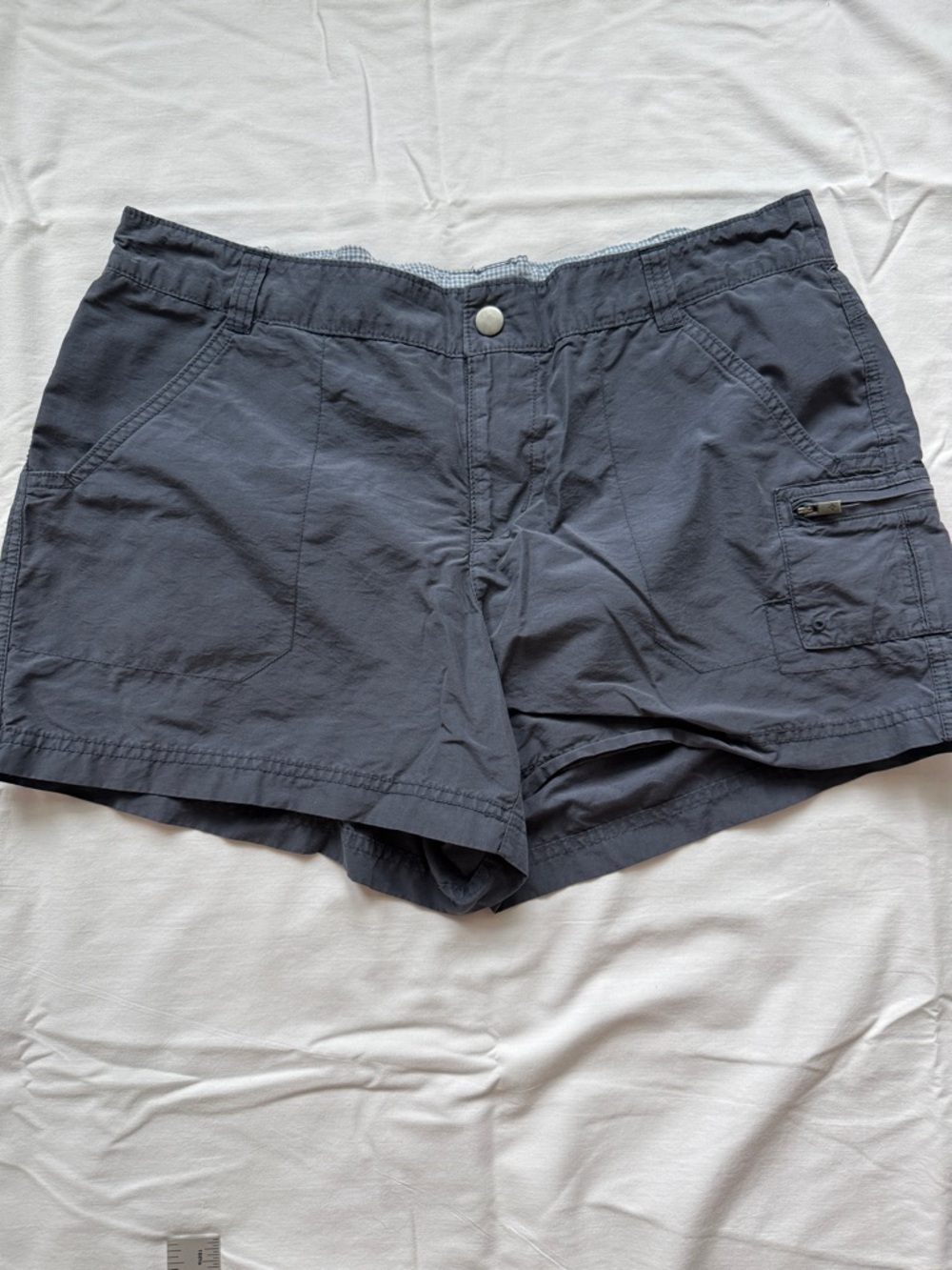 Columbia Blue Gray Cargo Hiking Shorts Womens Size 14 Outdoor Lightweight